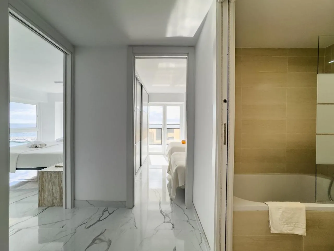Skol 617 Beachfront Two-Bedrooms Duplex With Sea Views Marbella Apartment