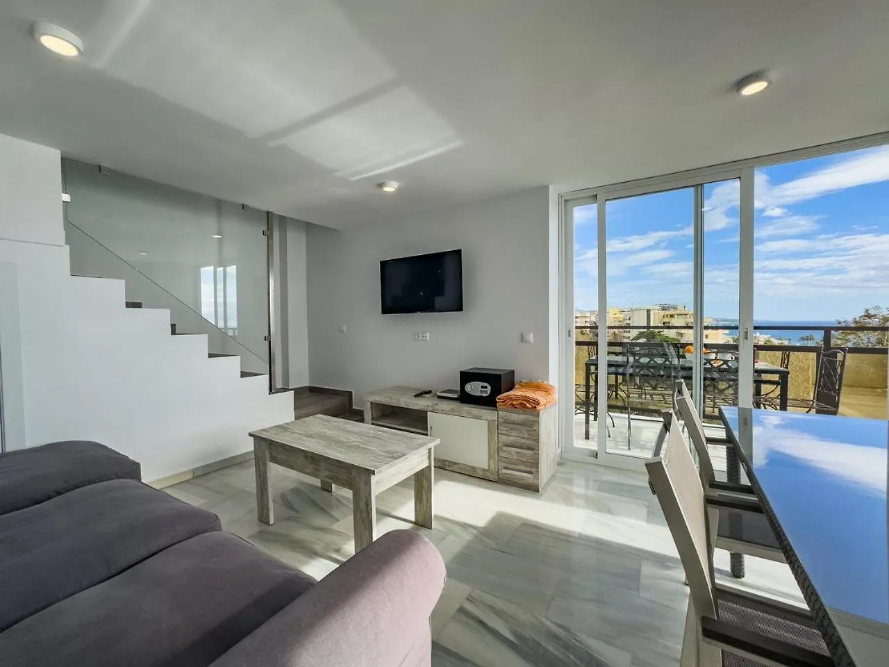Skol 617 Beachfront Two-Bedrooms Duplex With Sea Views Marbella Spain