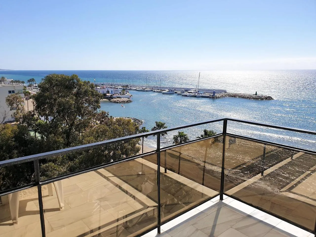 Skol 617 Beachfront Two-Bedrooms Duplex With Sea Views Marbella 0*,  Spain